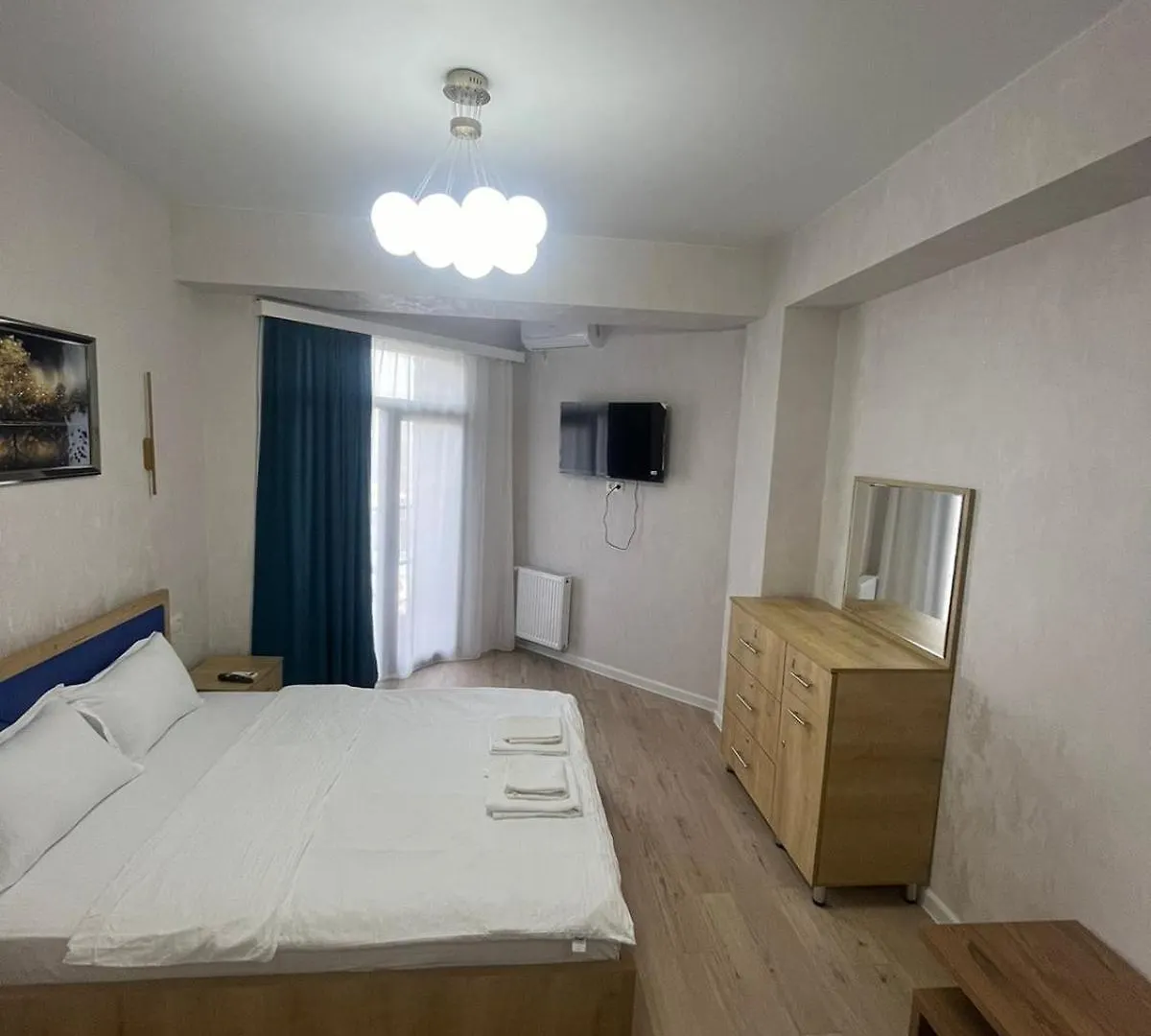 Luxury Apartments With Jacuzzi Tbilisi 0*,